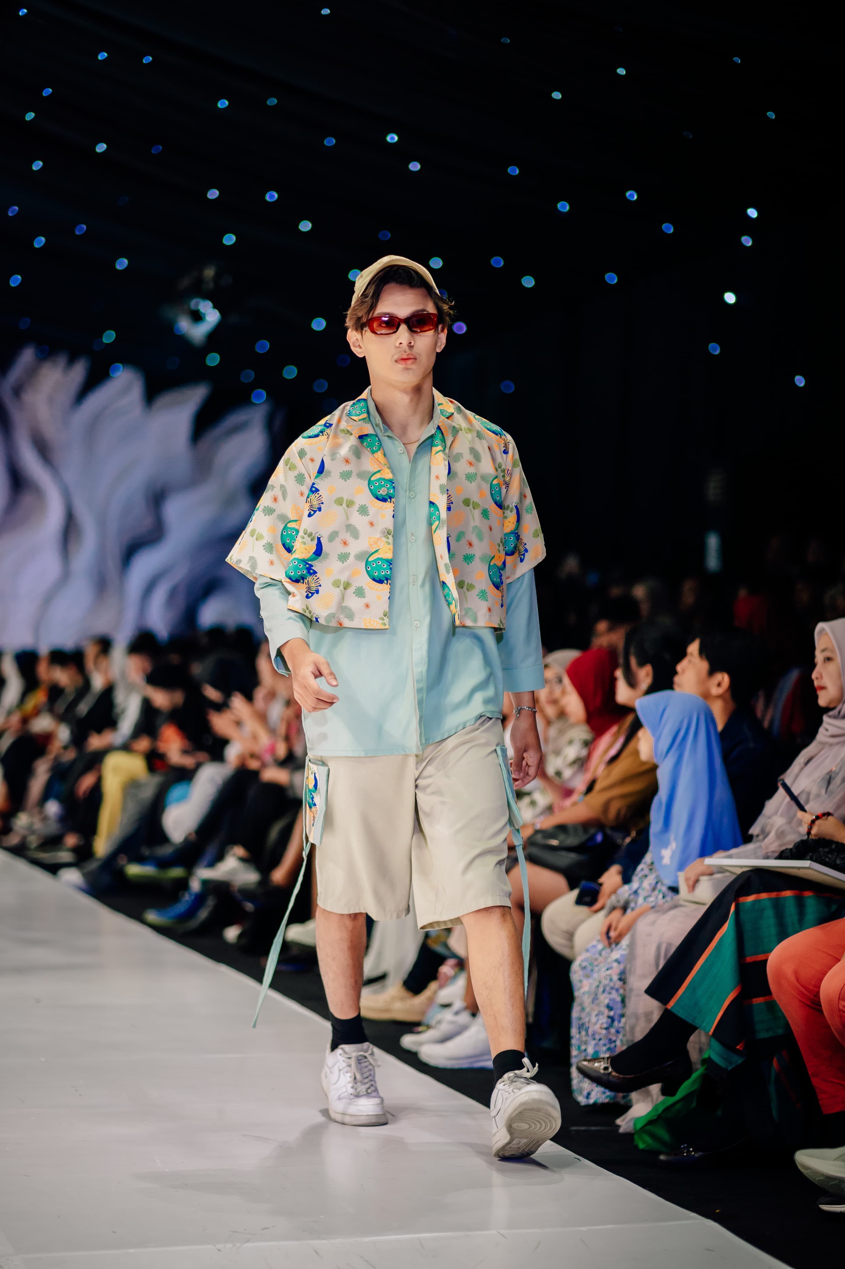 Look 2
